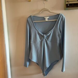 H&M Light Blue Long Sleeve Bodysuit Large